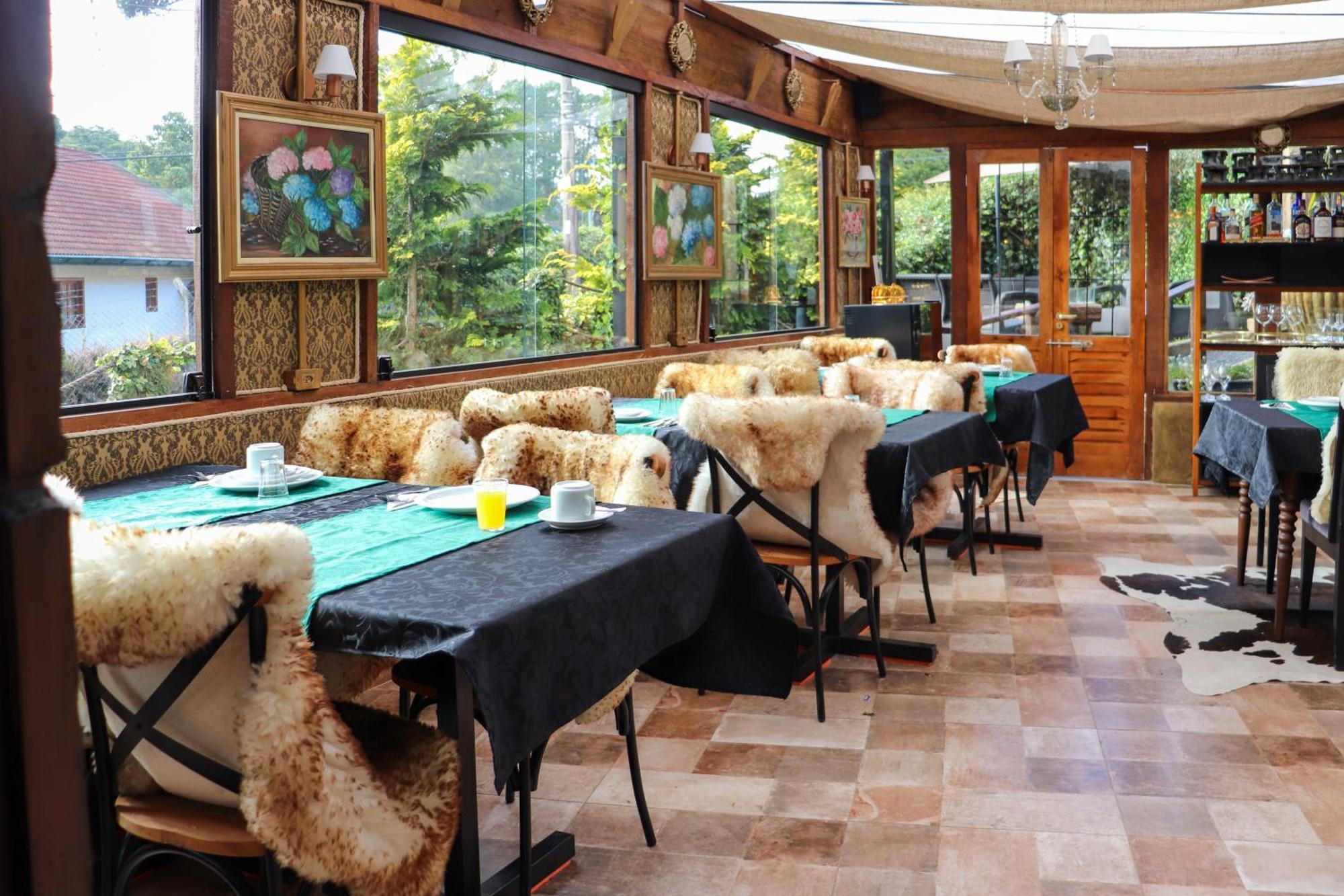 Pousada Campos Do Jordao Suites Экстерьер фото